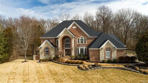 779 Southbrook Frst, Weldon Spring, MO 63304 photo 2