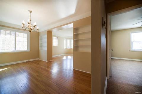 6809 Edison Ave, Velda Village Hills, MO 63121 photo 12