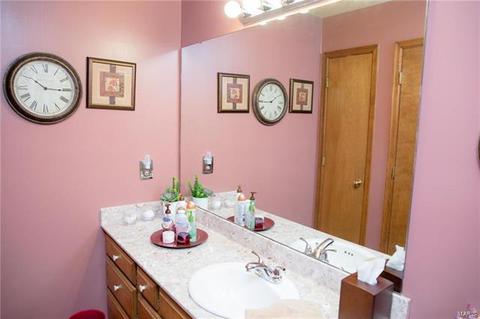 744 Obrecht Ln, O'fallon, MO 63366 photo 18
