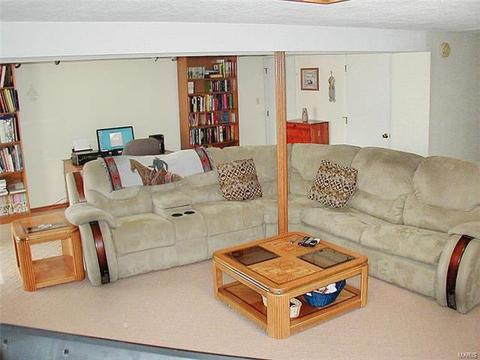 105 Osage Way, Weldon Spring, MO 63304 photo 8