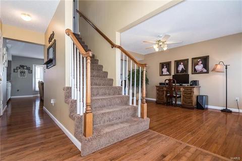 2 Bates Ct, O'fallon, MO 63368 photo 3
