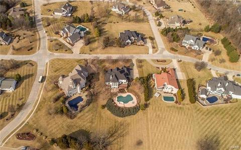 5351 Lancelot Dr, Weldon Spring, MO 63304 photo 8