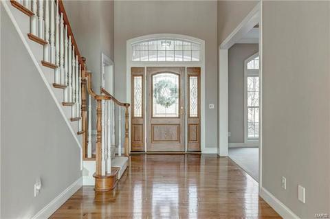 5351 Lancelot Dr, Weldon Spring, MO 63304 photo 9