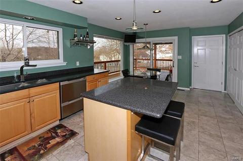 1475 Cedar Blf, Ballwin, MO 63021 photo 9