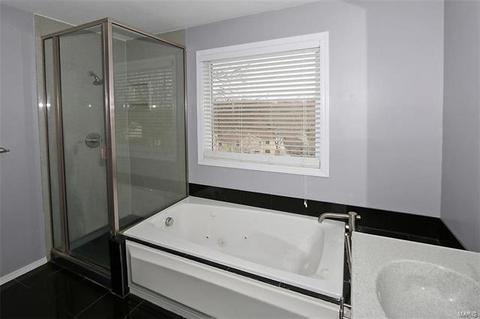 1475 Cedar Blf, Ballwin, MO 63021 photo 20