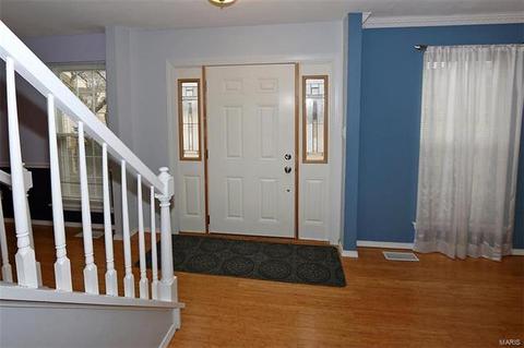 1475 Cedar Blf, Ballwin, MO 63021 photo 2