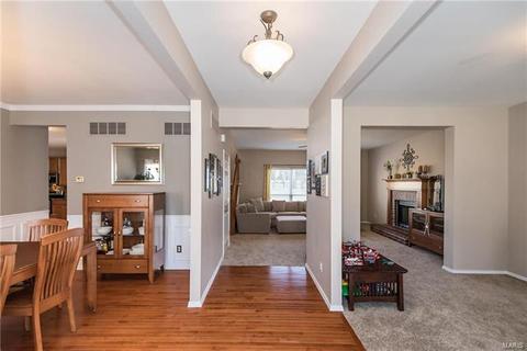 238 Arbor Trails Dr, Ballwin, MO 63021 photo 4
