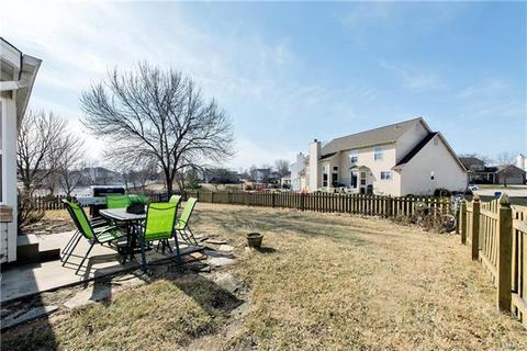 1419 Washingtons Crossing Dr, O'fallon, MO 63366 photo 2
