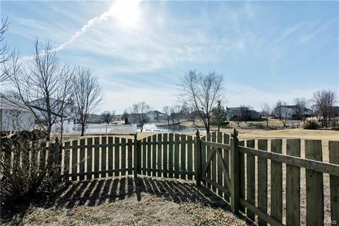 1419 Washingtons Crossing Dr, O'fallon, MO 63366 photo 3