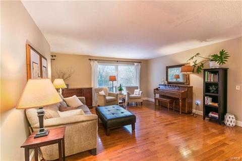 1010 Dutch Mill Dr, Ballwin, MO 63011 photo 6