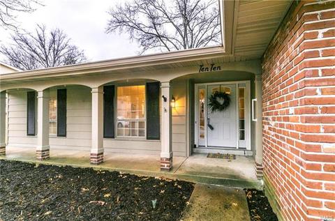 1010 Dutch Mill Dr, Ballwin, MO 63011 photo 4