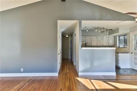 333 Lakeside, Ballwin, MO 63021 photo 4