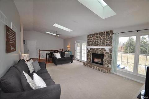 529 Big Timber Ln, O'fallon, MO 63368 photo 6