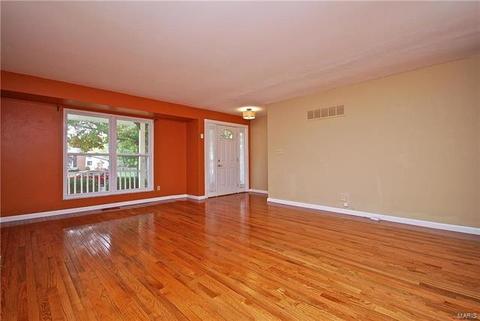 514 Blazedwood, Ballwin, MO 63021 photo 3