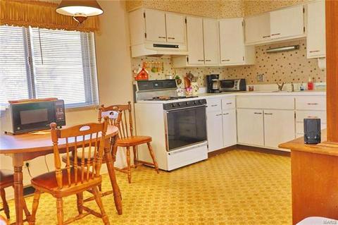 25 Evergreen Ct, Ballwin, MO 63021 photo 5