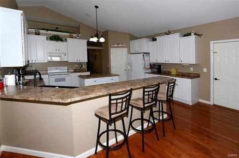 1325 Avondale Spg, O'fallon, MO 63368 photo 10
