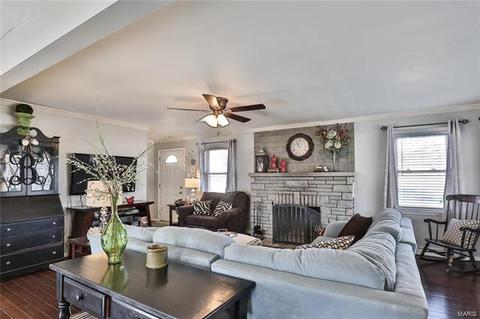 702 Rojean Dr, Ballwin, MO 63021 photo 8