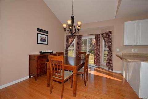 309 Hunters Hts, Eureka, MO 63025 photo 6