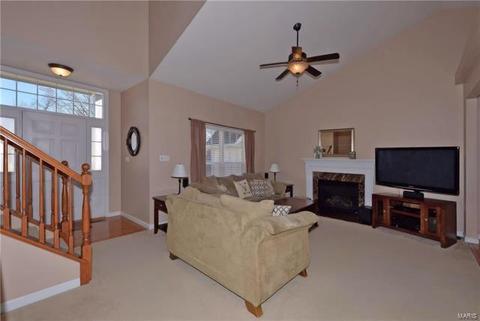309 Hunters Hts, Eureka, MO 63025 photo 2