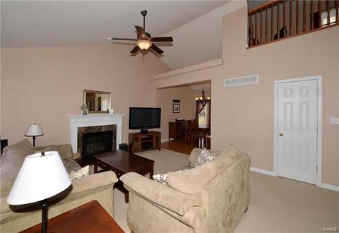 309 Hunters Hts, Eureka, MO 63025 photo 4