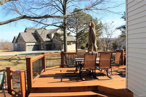 628 Loehr Estates Dr, Ballwin, MO 63021 photo 15