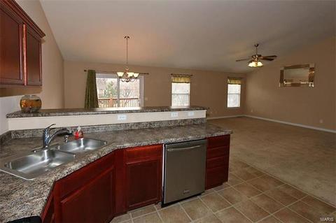 3 King Cir, O'fallon, MO 63366 photo 4