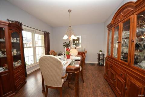 14 Dugout Ct, O'fallon, MO 63366 photo 3