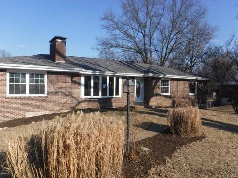 641 Kehrs Ml, Ballwin, MO 63011 photo 1