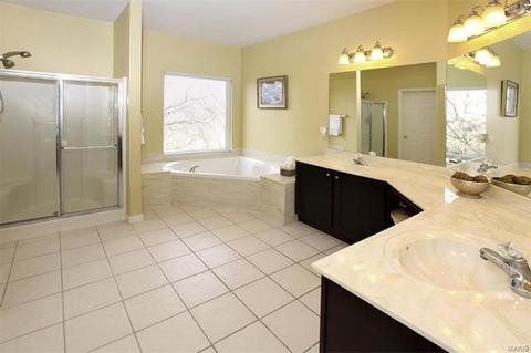 607 Grand View Ridge Ct, Eureka, MO 63025 photo 10