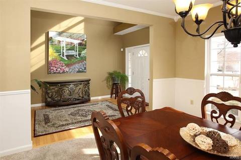 607 Grand View Ridge Ct, Eureka, MO 63025 photo 2