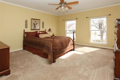 607 Grand View Ridge Ct, Eureka, MO 63025 photo 9
