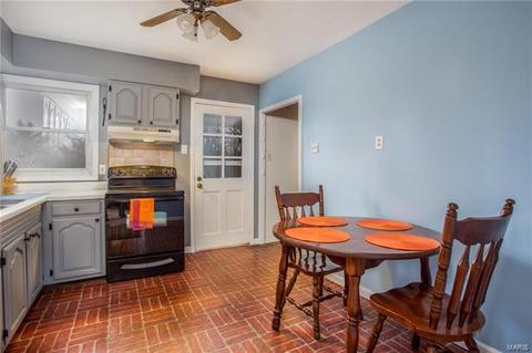 218 Highview, Ballwin, MO 63011 photo 7