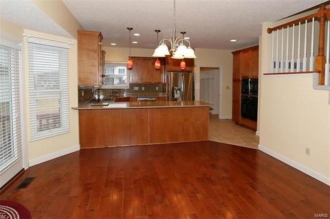 2 Marchand Ct, O'fallon, MO 63368 photo 8