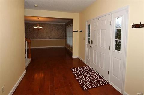 2 Marchand Ct, O'fallon, MO 63368 photo 2
