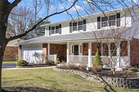 267 Spring Oaks Dr, Ballwin, MO 63011 photo 4