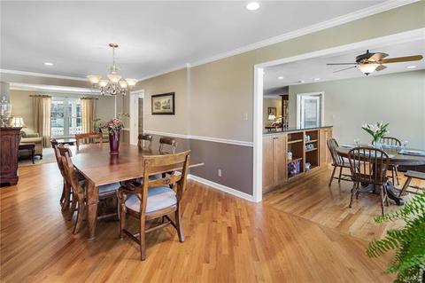 267 Spring Oaks Dr, Ballwin, MO 63011 photo 8