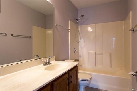 10 Breezy Point Ct, O'fallon, MO 63368 photo 15