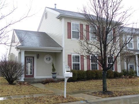 446 Covered Bridge Ln, O'fallon, MO 63368 photo 2