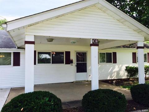303 Eggering Dr, O'fallon, MO 63366 photo 2