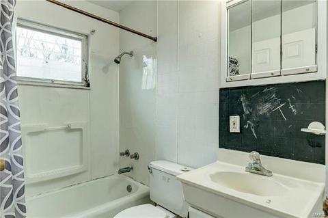 16144 Clayton Rd, Ellisville, MO 63011 photo 12