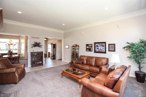 325 Perceval Dr, Weldon Spring, MO 63304 photo 12