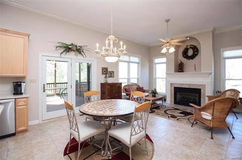 325 Perceval Dr, Weldon Spring, MO 63304 photo 24