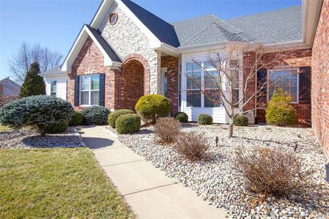 325 Perceval Dr, Weldon Spring, MO 63304 photo 5