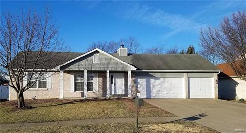 2017 Hackmann Estates Dr, Saint Charles, MO 63303 photo 1