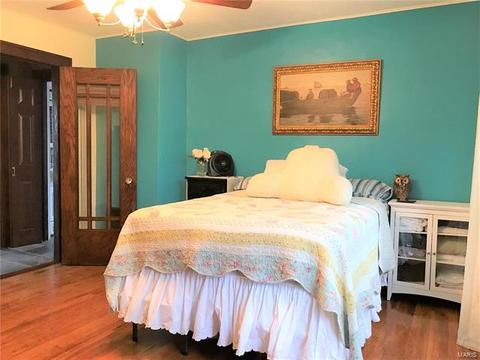 5431 Gresham Ave, Saint Louis, MO 63109 photo 17