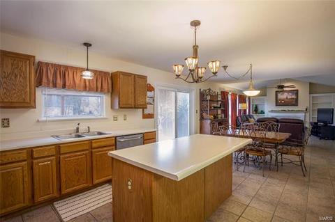 340 Arbor Glen Dr, Ballwin, MO 63021 photo 10