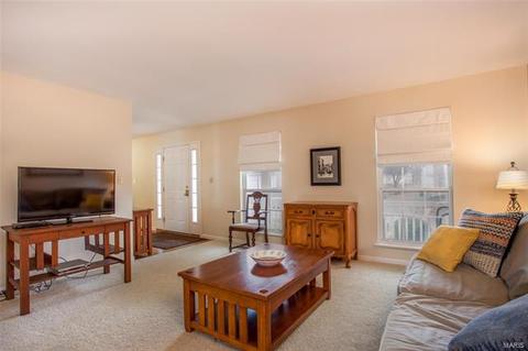 340 Arbor Glen Dr, Ballwin, MO 63021 photo 7