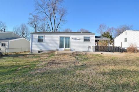 8 Wilbert Dr, Saint Charles, MO 63304 photo 13
