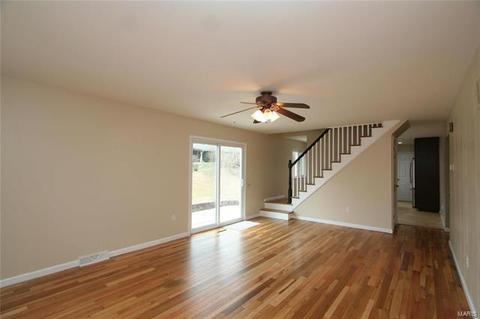 301 Baxter Rd, Ballwin, MO 63011 photo 17