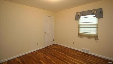301 Baxter Rd, Ballwin, MO 63011 photo 27